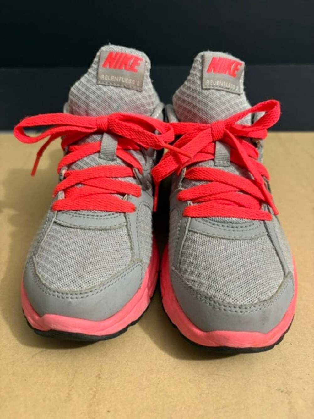 Nike Relentless 2 Womens Size 6 Gray Pink Running Shoes Sneakers 512083-002